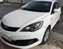 ام وی ام، 315هاچ بک
