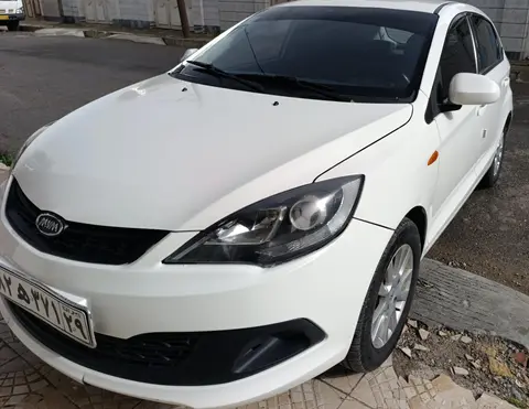 ام وی ام، 315هاچ بک