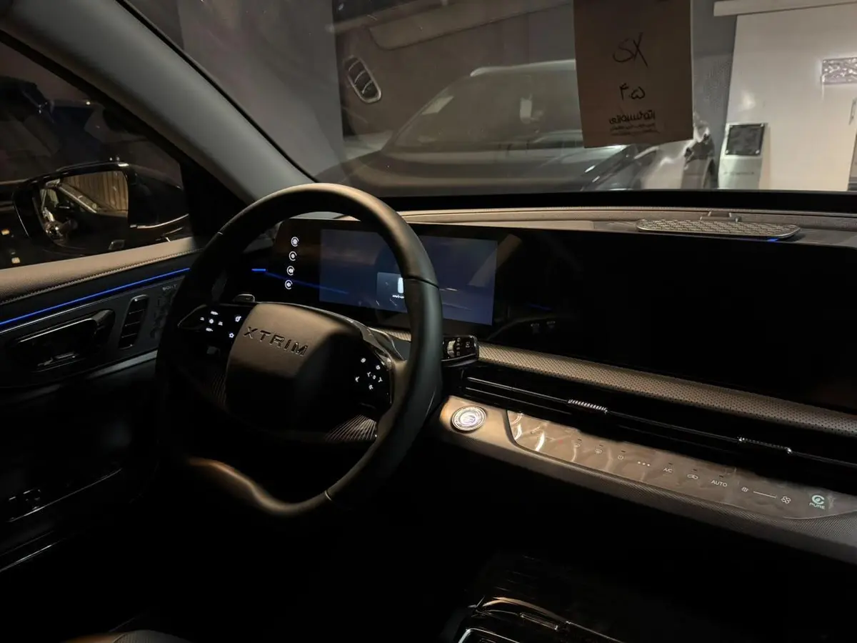 اکستریم،  LX (SX)