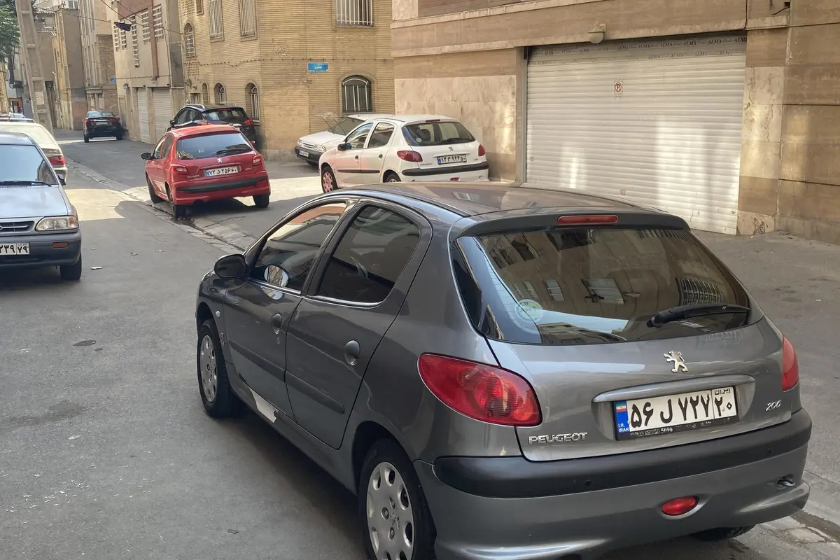 پژو  206