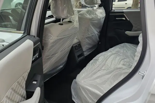 میتسوبیشی، اوتلندر