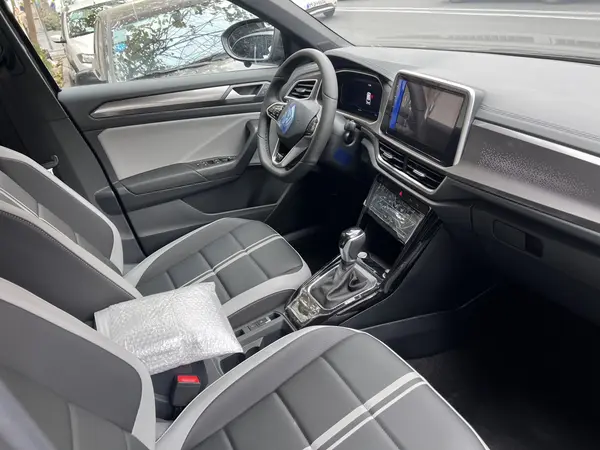 فولکس، تی راک