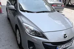 مزدا، 3 نیو صندوق دار