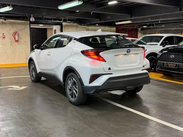 تویوتا  C-HR هیبرید
