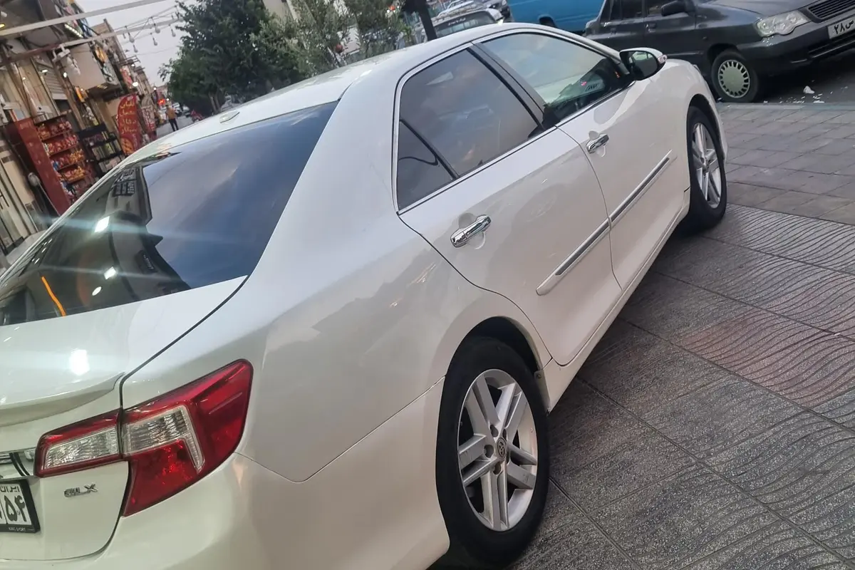 تویوتا  کمری