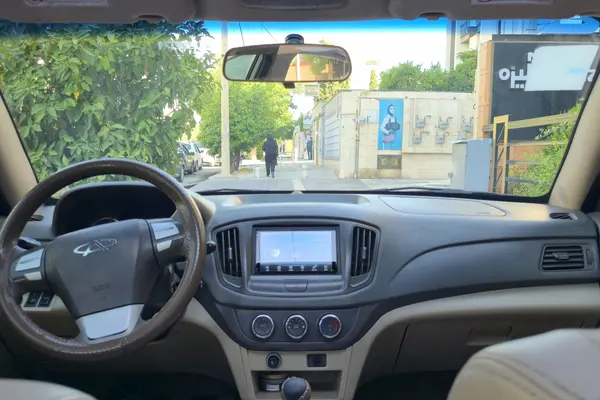 ام وی ام  550