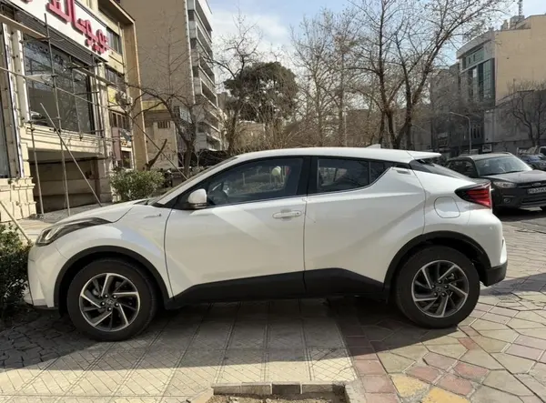 تویوتا، C-HR هیبرید