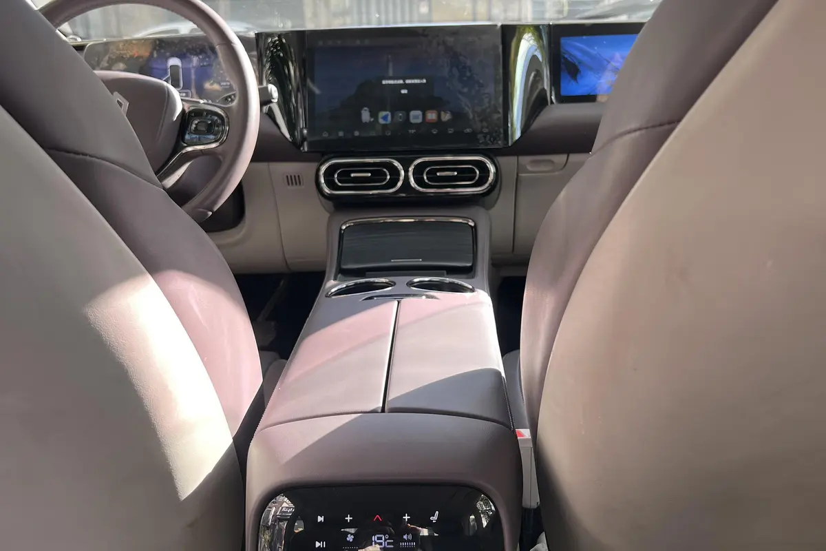 لیپ موتور،  C11 EV