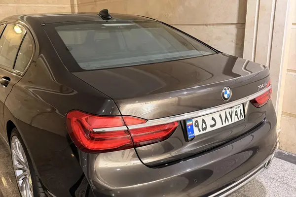 ب ام و، سری 7