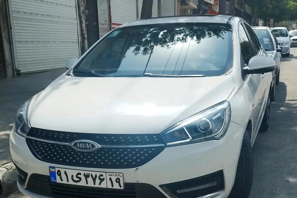 چری،  آریزو 5T