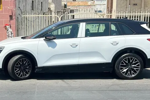 آئودی، Q5 e-tron