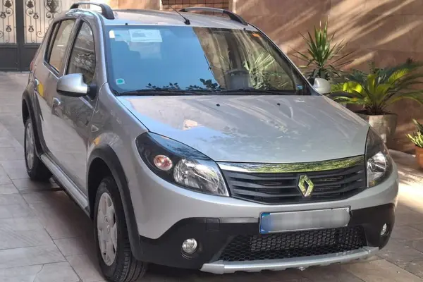 رنو  ساندرو استپ وی