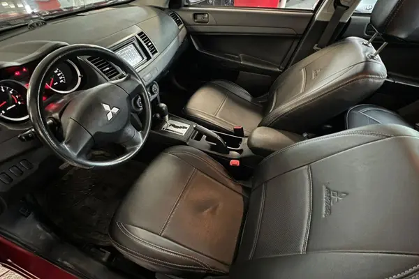 میتسوبیشی، لنسر