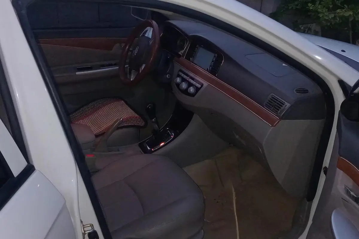 لیفان،  620