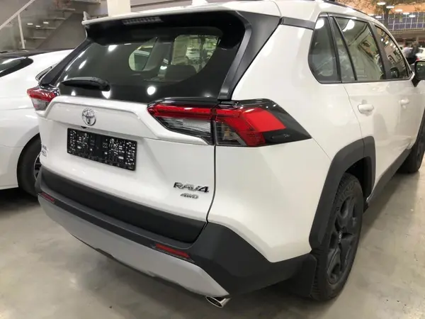 تویوتا، راوفور