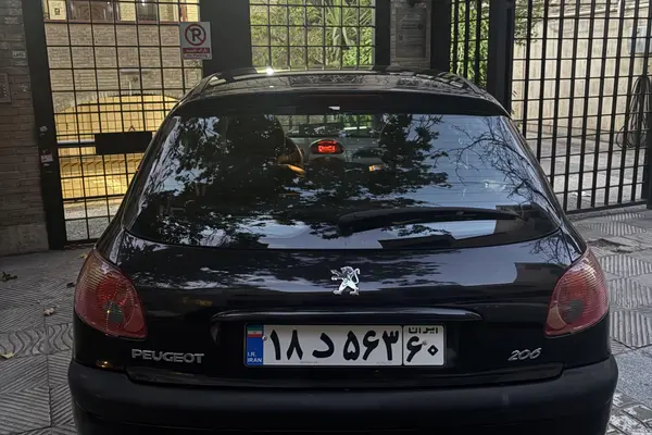 پژو  206