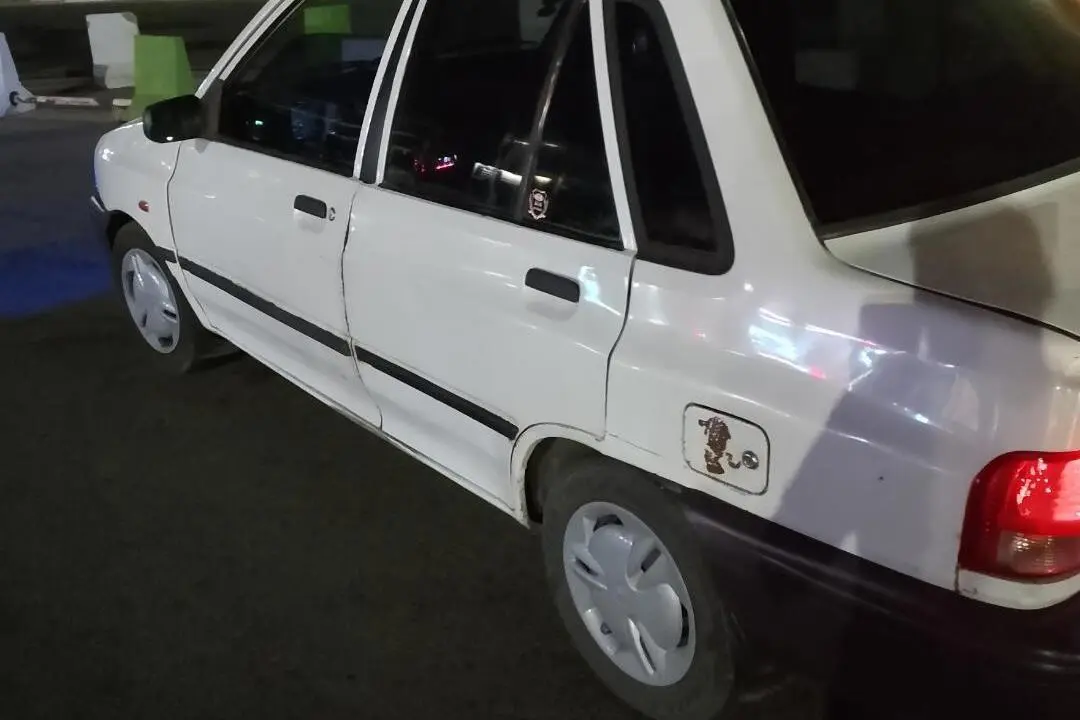 پراید،  صندوق دار