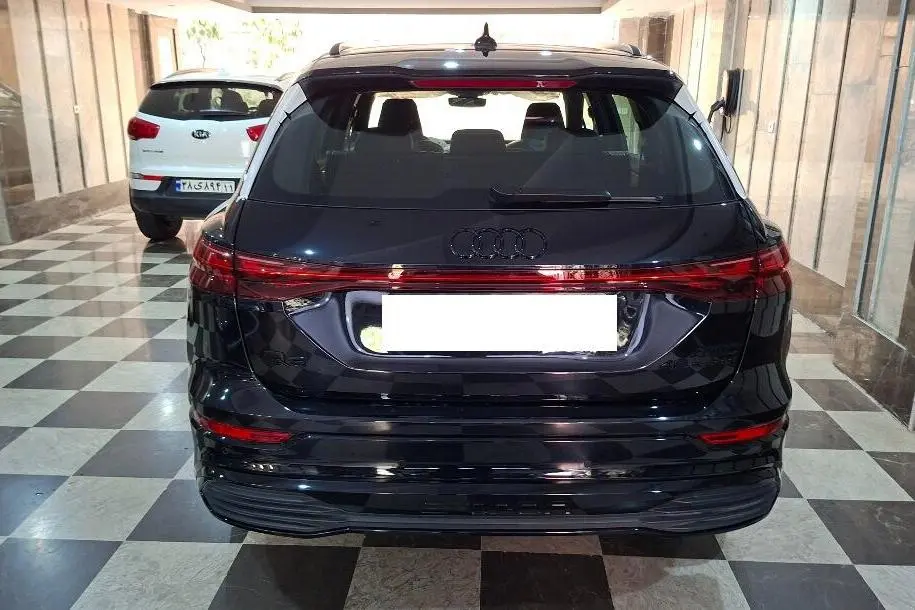 آئودی،  Q5 e-tron