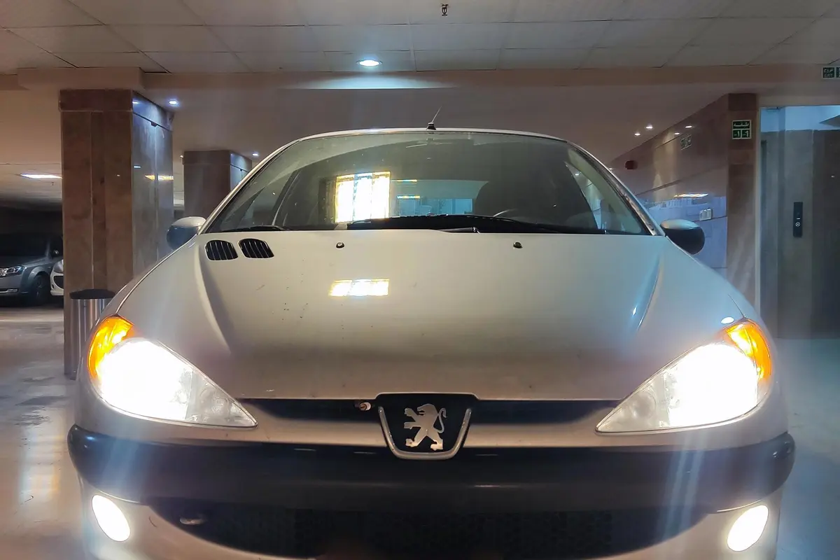 پژو،  206 SD