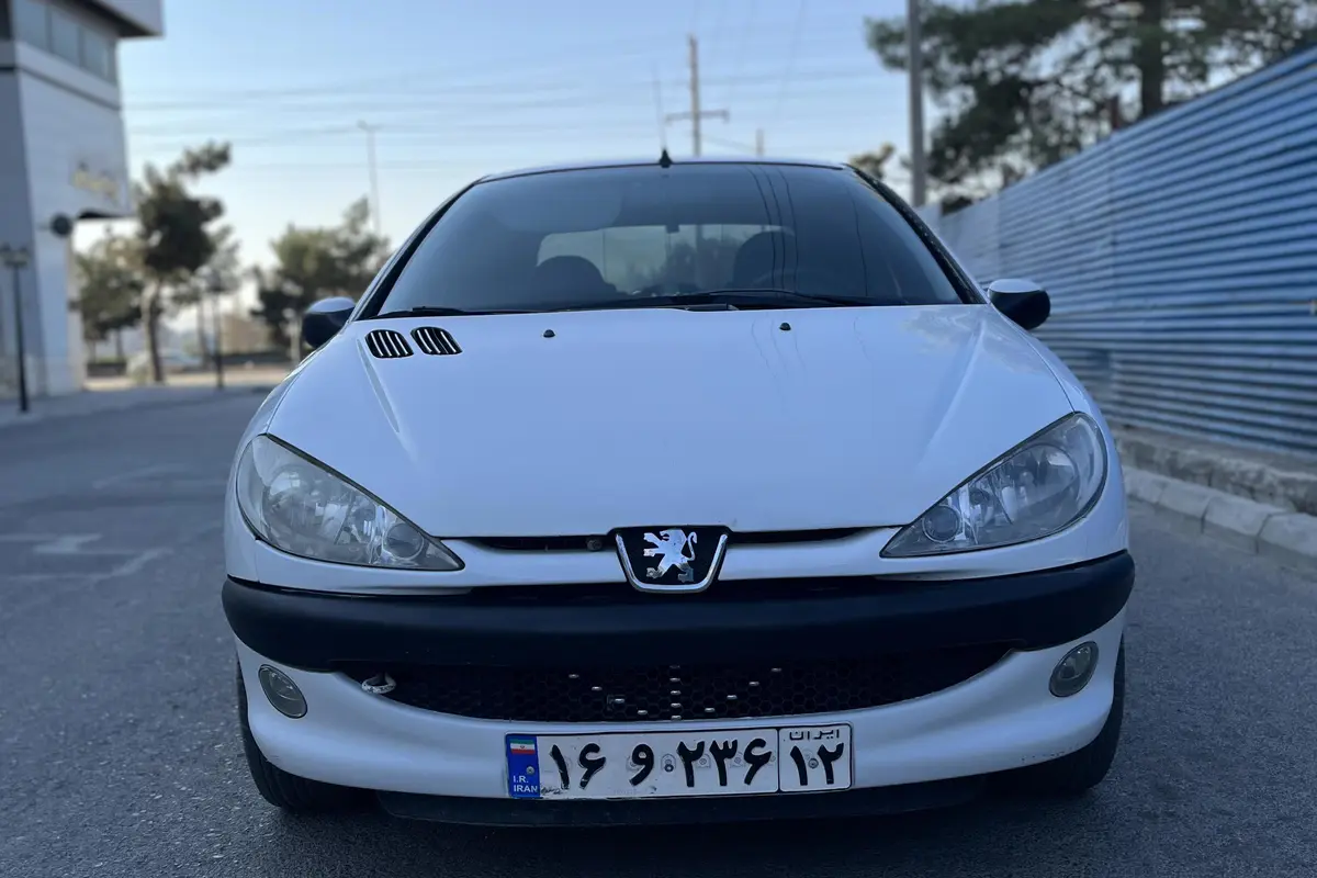 پژو،  206 SD
