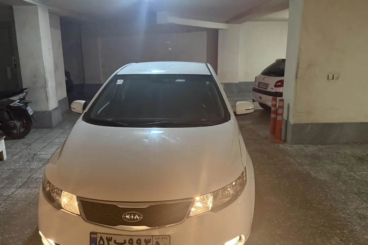کیا،  سراتو (مونتاژ)