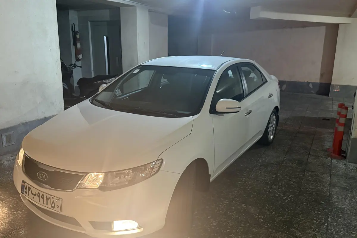 کیا،  سراتو (مونتاژ)