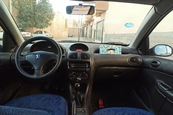 پژو  206