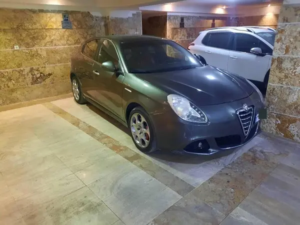 آلفارومئو، جولیتا