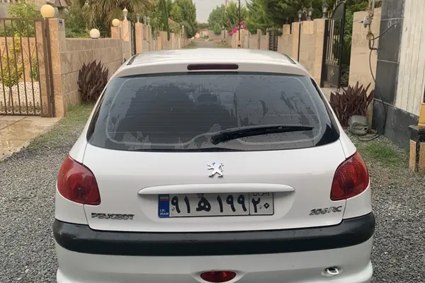 پژو  206