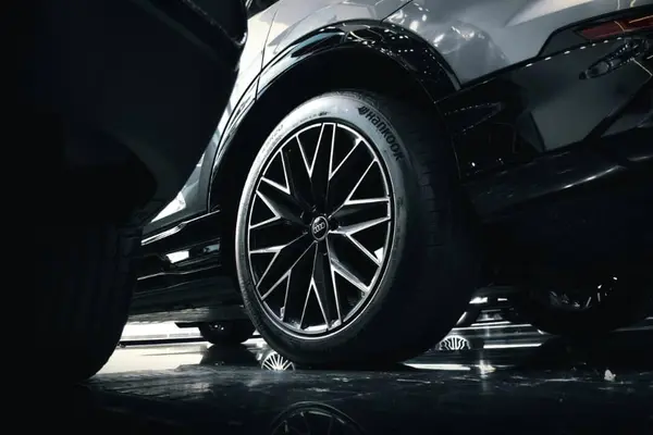 آئودی، Q5 e-tron