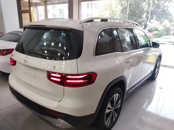 بنز، کلاس GLB