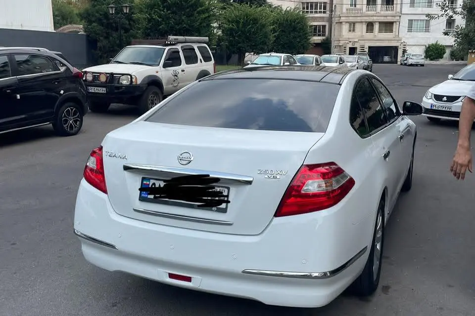 نیسان  تیانا (مونتاژ)