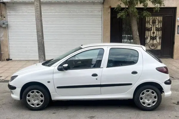 پژو  206