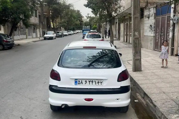 پژو  206