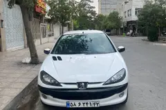 پژو، 206