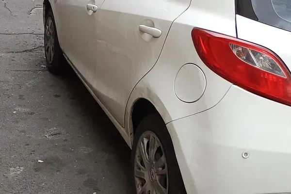 مزدا، 2 هاچ بک