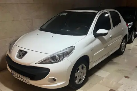 پژو، 207