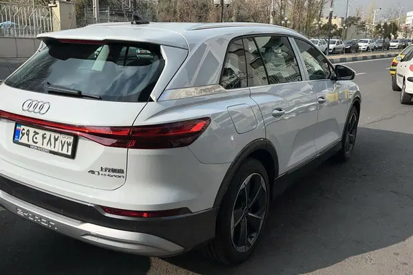 آئودی  Q5 e-tron