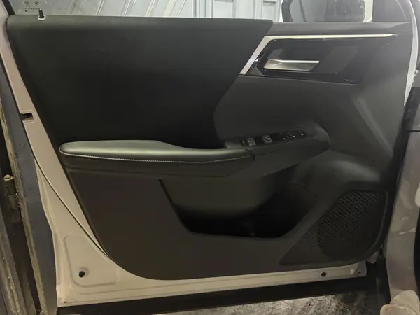 میتسوبیشی، اوتلندر