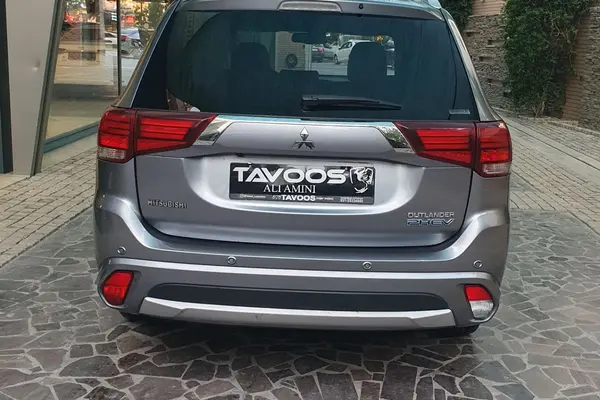 میتسوبیشی  اوتلندر PHEV