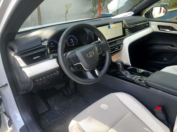 تویوتا، کمری هیبرید