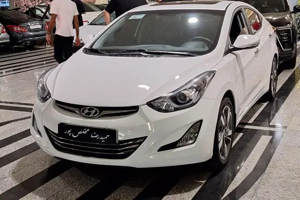 هیوندای  النترا