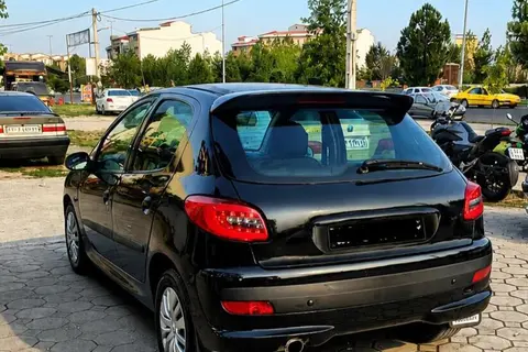پژو، 206