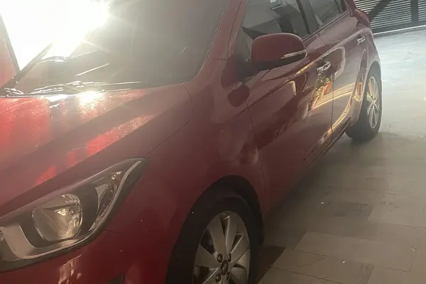 هیوندای، i20