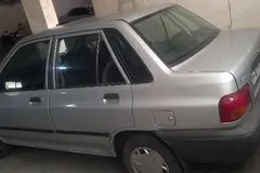 پراید، صندوق دار
