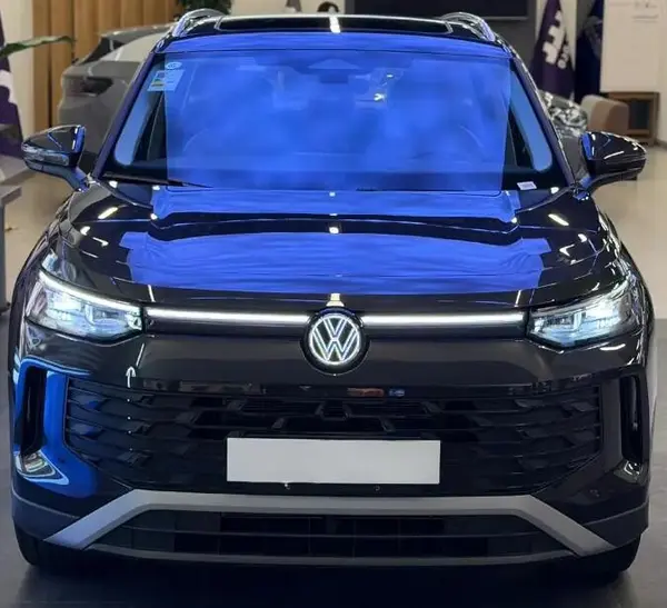 فولکس، تایرون L