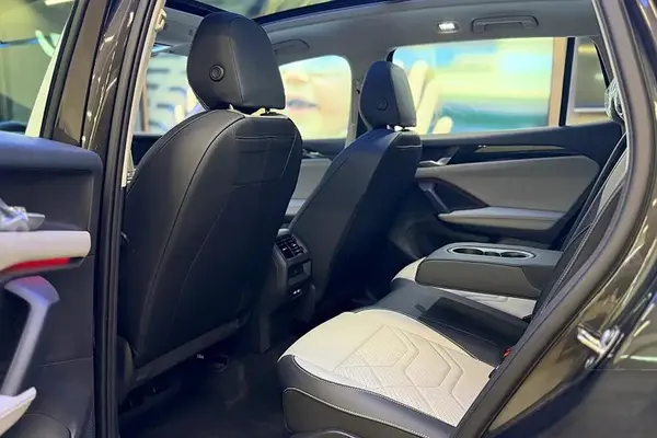 فولکس، تایرون L