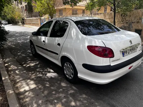 پژو، 206 SD