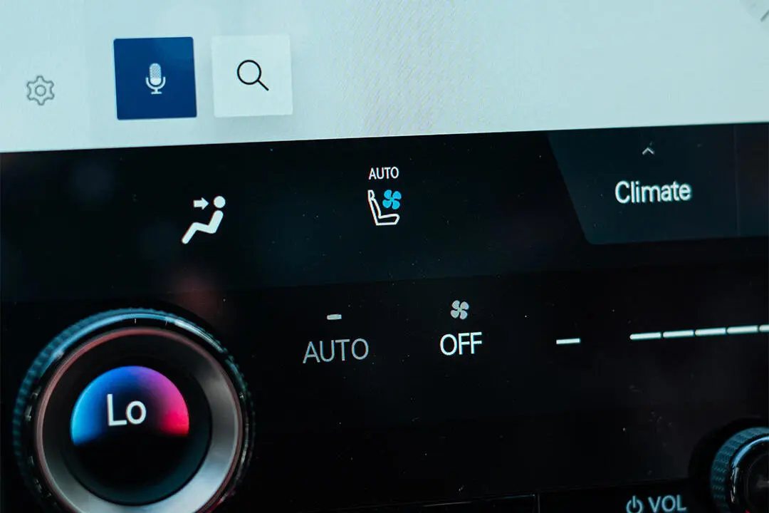 لکسوس،  NX