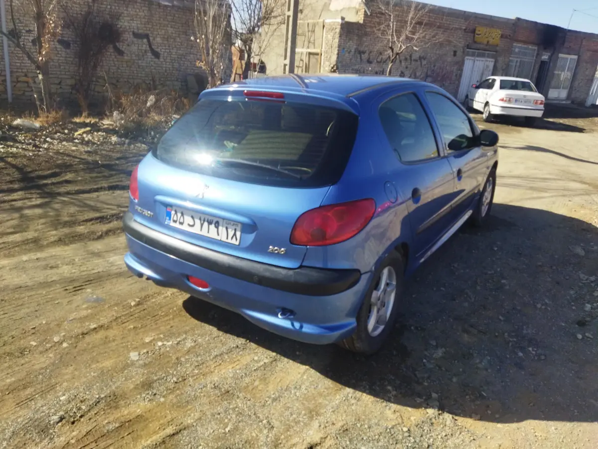 پژو،  206